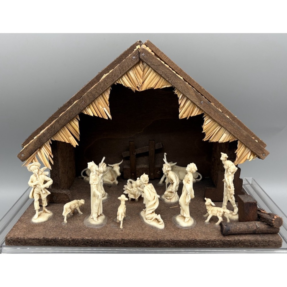 Vintage Nativity Set‎ Handmade in Italy with Straw 12 Piece Figurines Baby Jesus